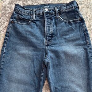 OLD NAVY SKY-HI STRAIGHT JEANS in Size 6